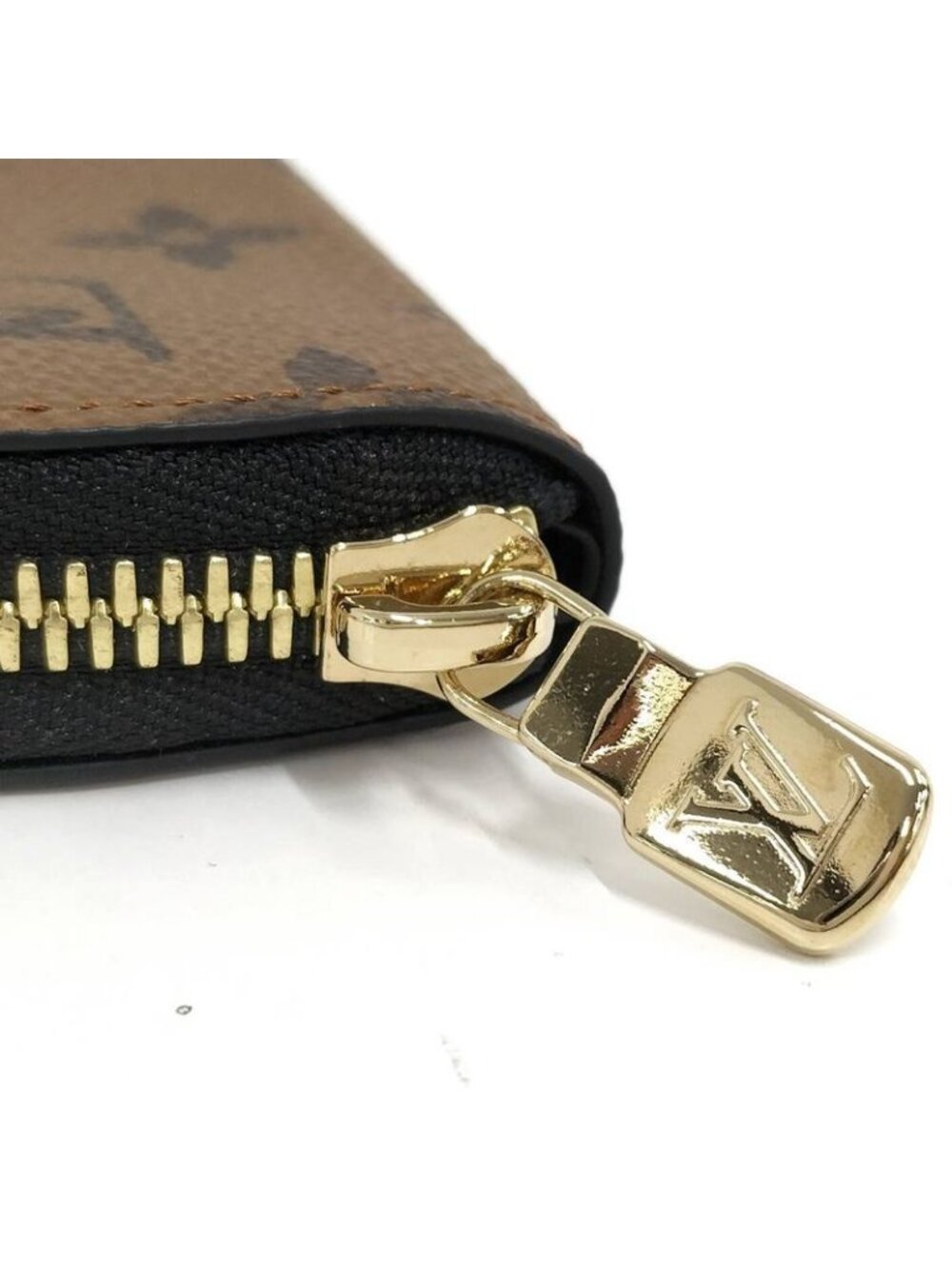 Louis Vuitton Pencil Pouch Charlotte Pen Case Monogram Reverse - Picture 6 of 10